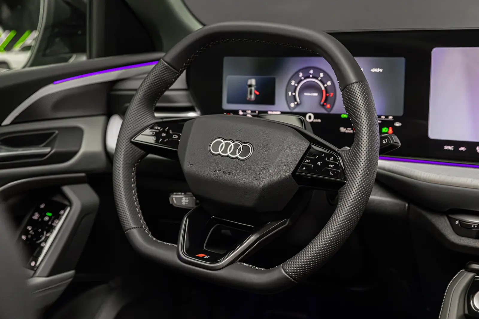 Audi Q5L 2025 15