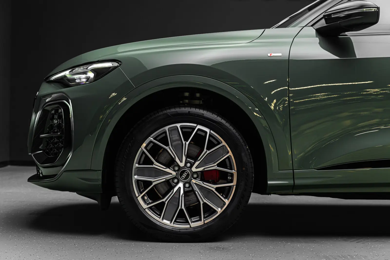Audi Q5L 2025 11