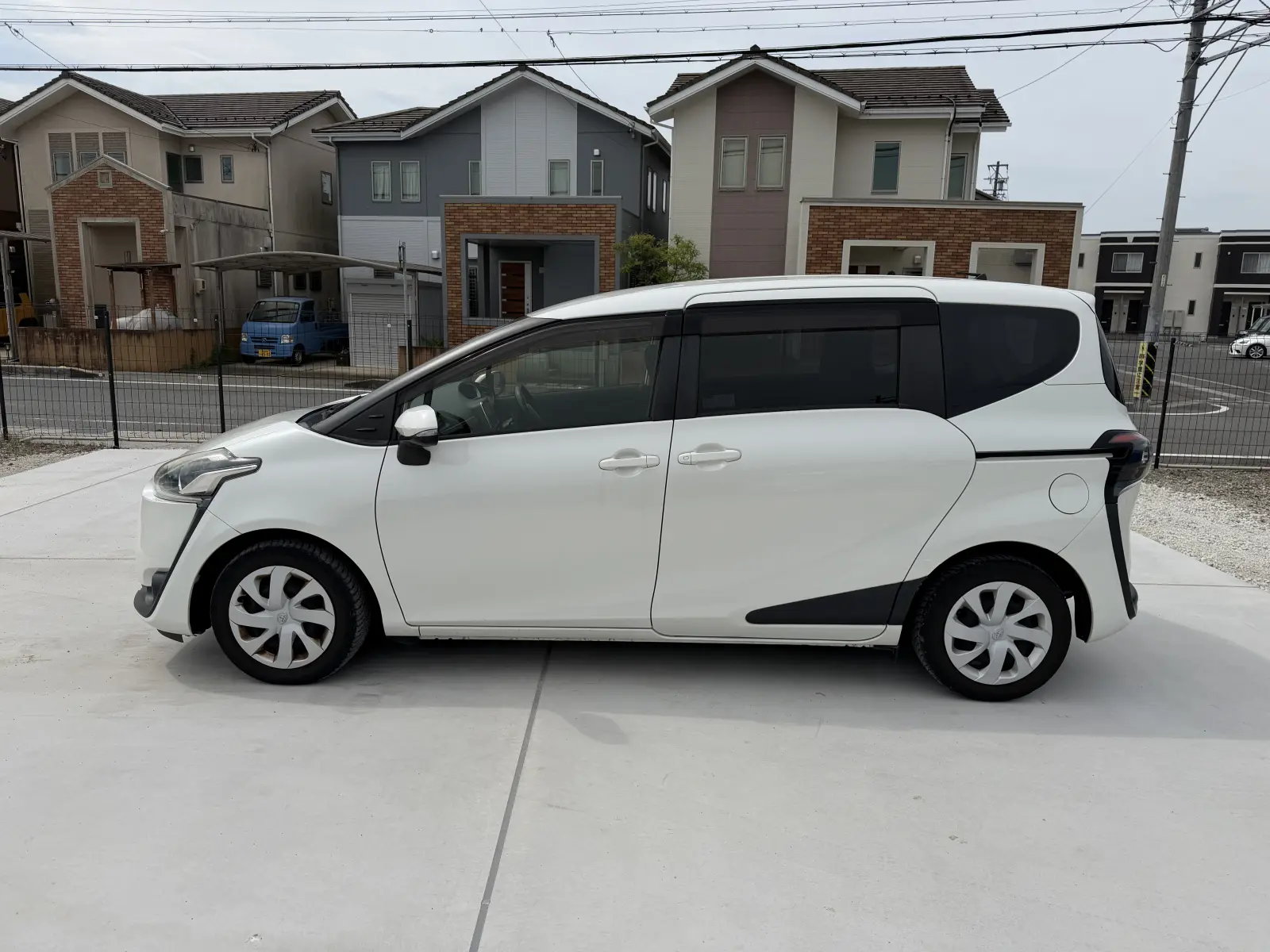 Toyota Sienta, 2017