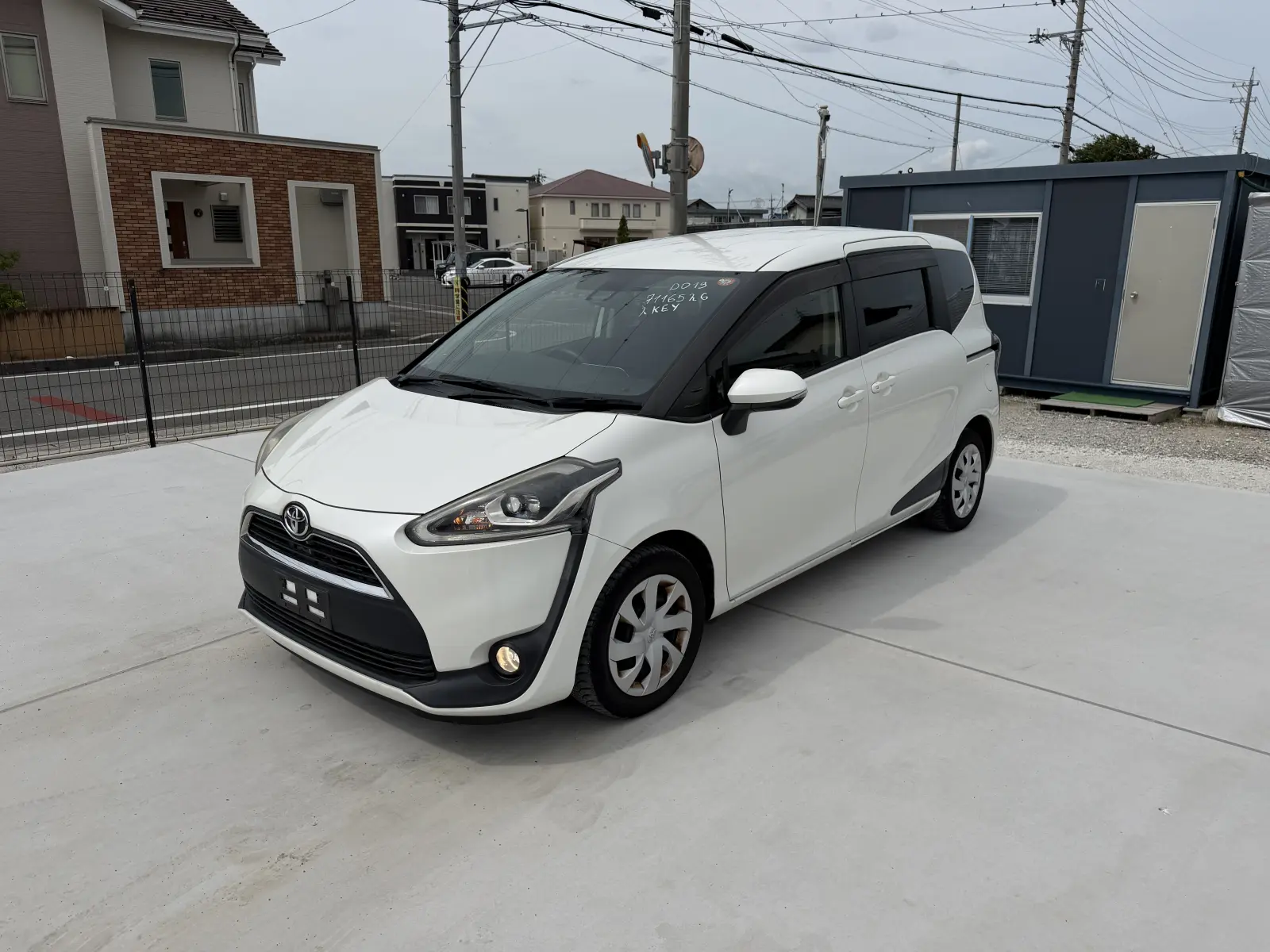 Toyota Sienta, 2017