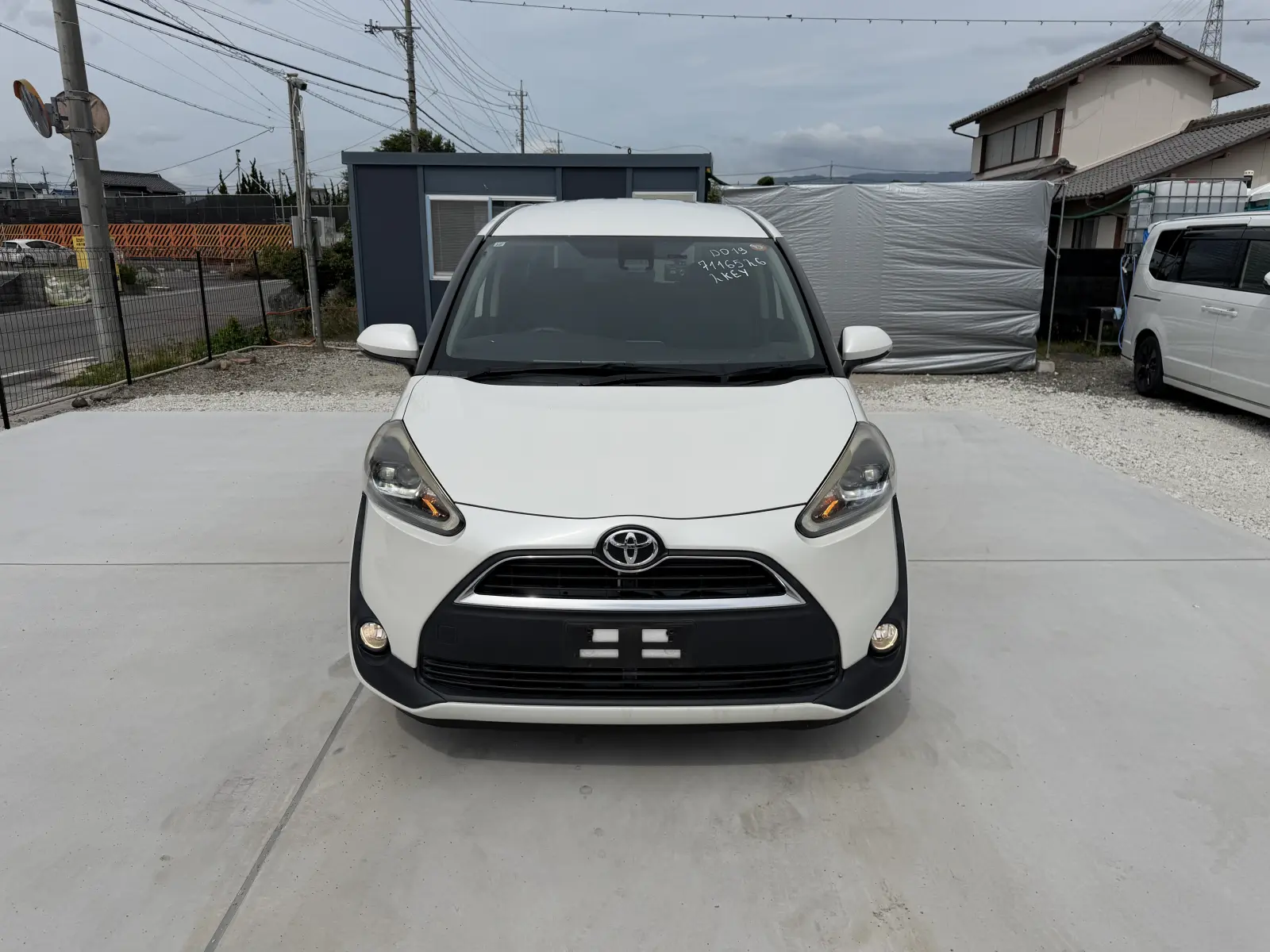 Toyota Sienta, 2017