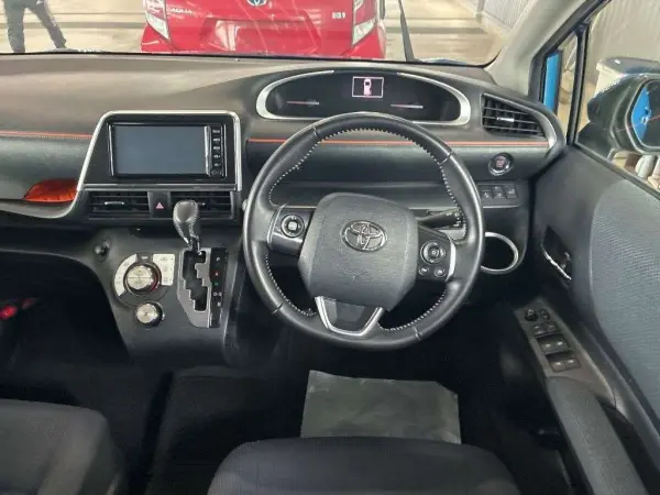 Toyota Sienta, 2017