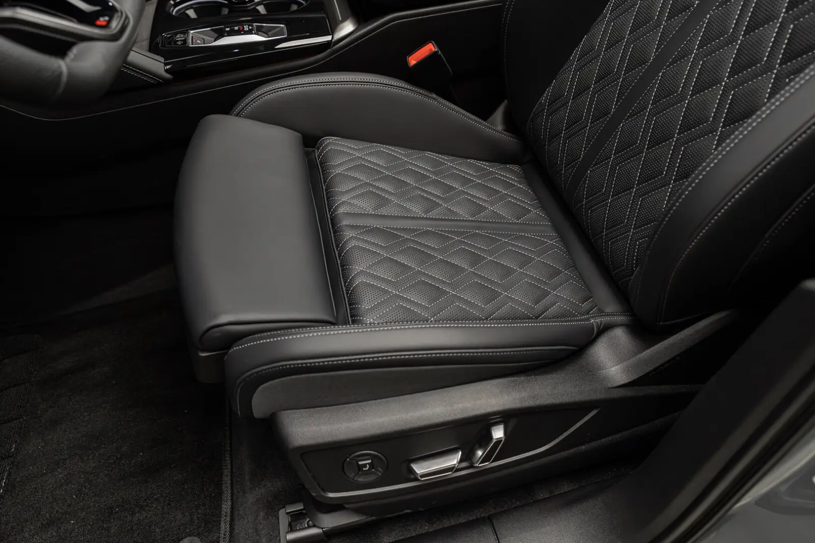 Audi Q5L 2026 18
