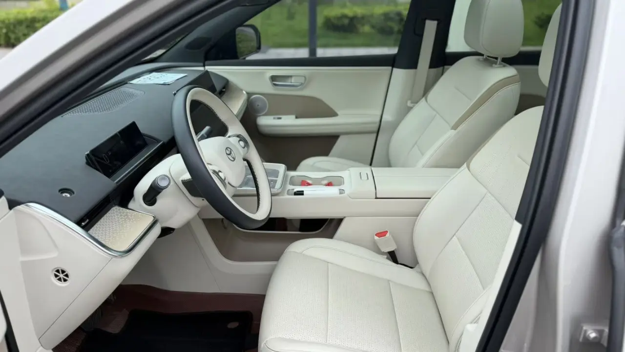 Toyota Platinum Wisdom, 2025