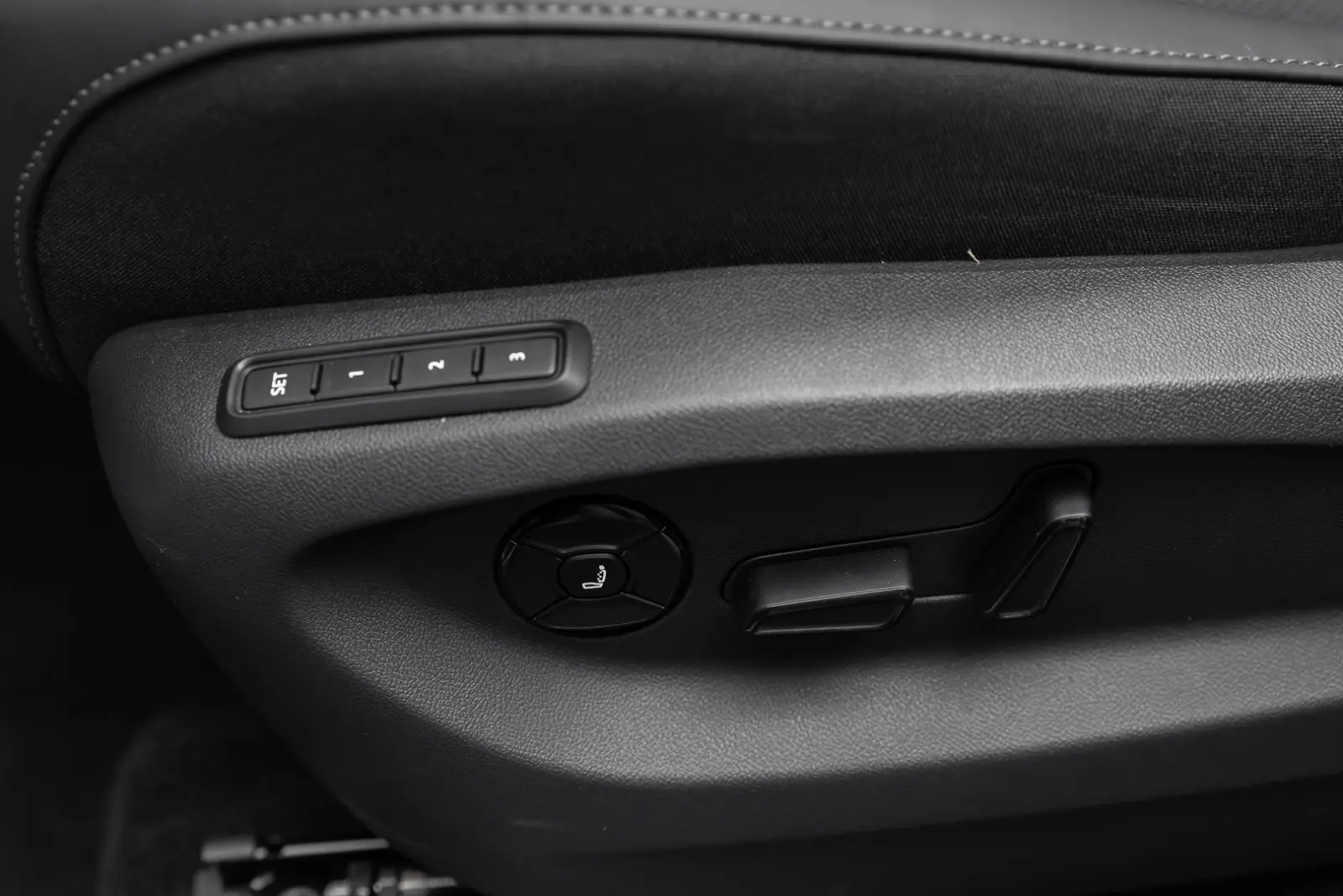 Volkswagen Tiguan L 2026 18