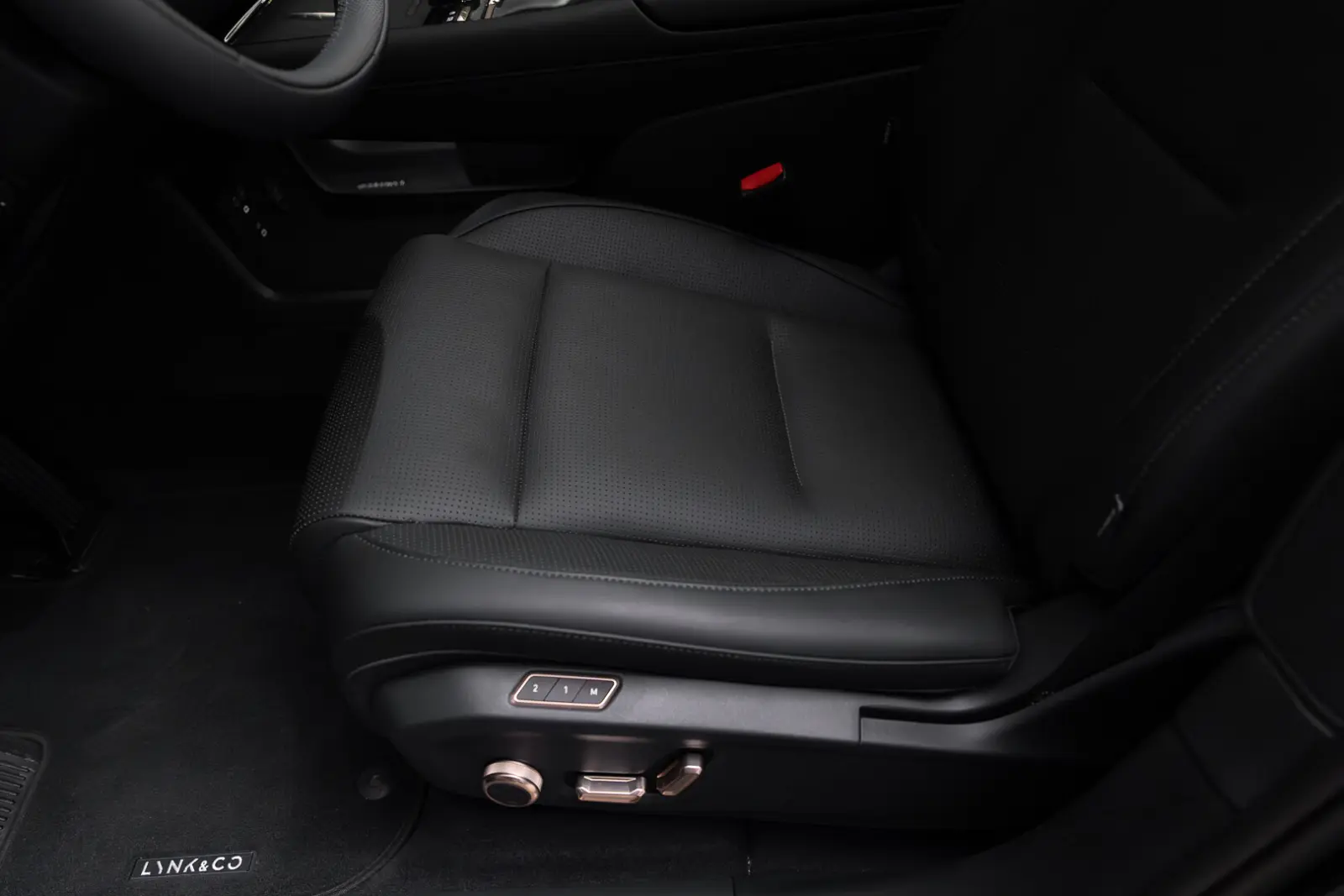 Lynk & Co 900 2025 23