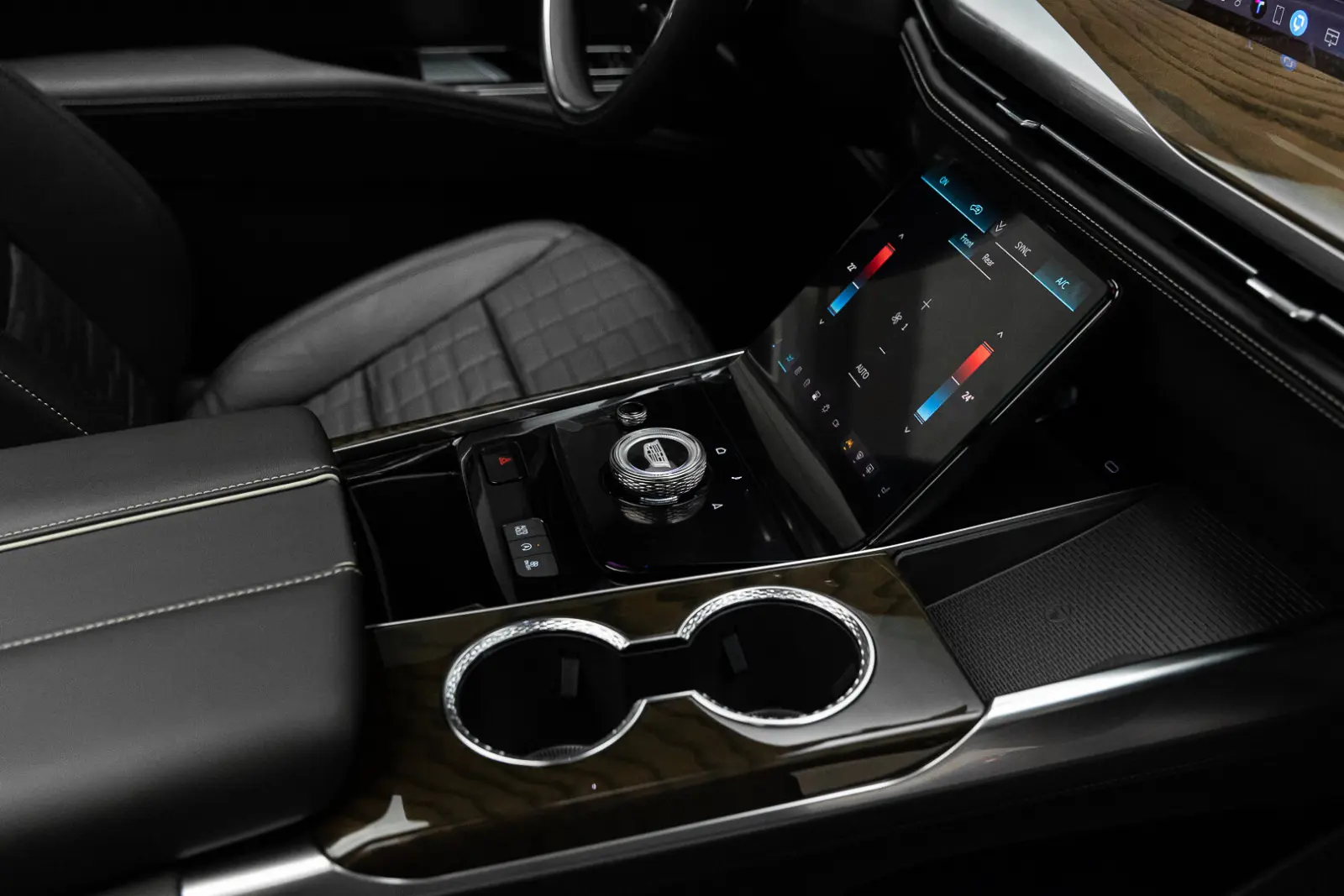 Cadillac Escalade 2026 34