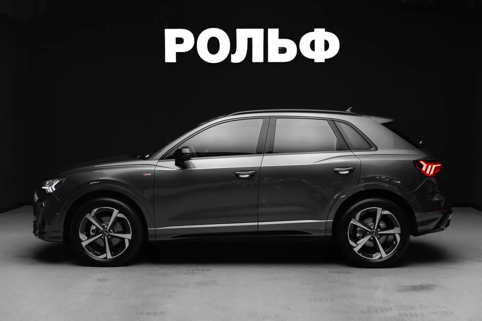 Audi Q3 2026 4