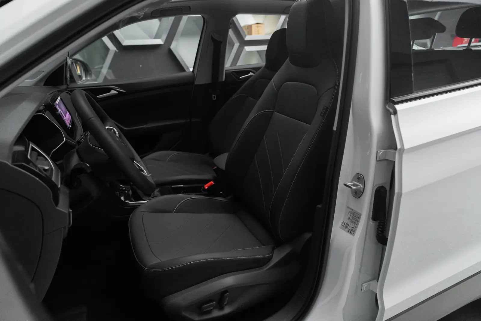 Volkswagen Tharu XR 2026 19