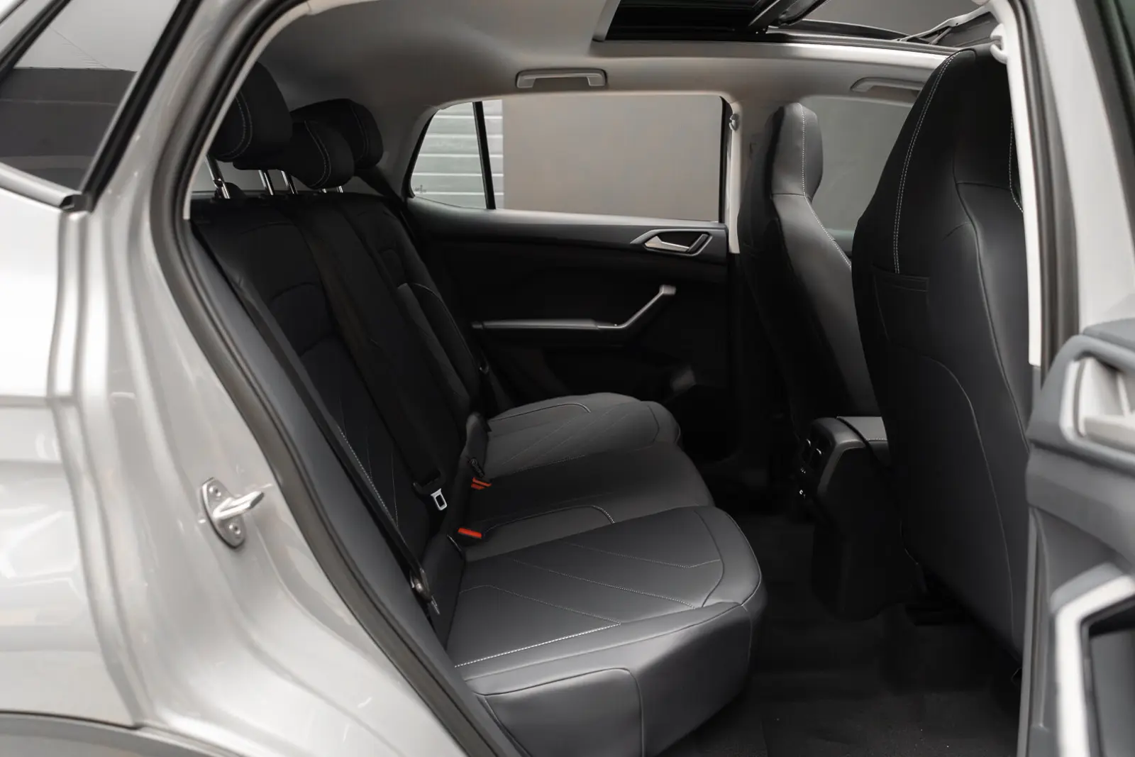 Volkswagen Tharu XR 2026 30