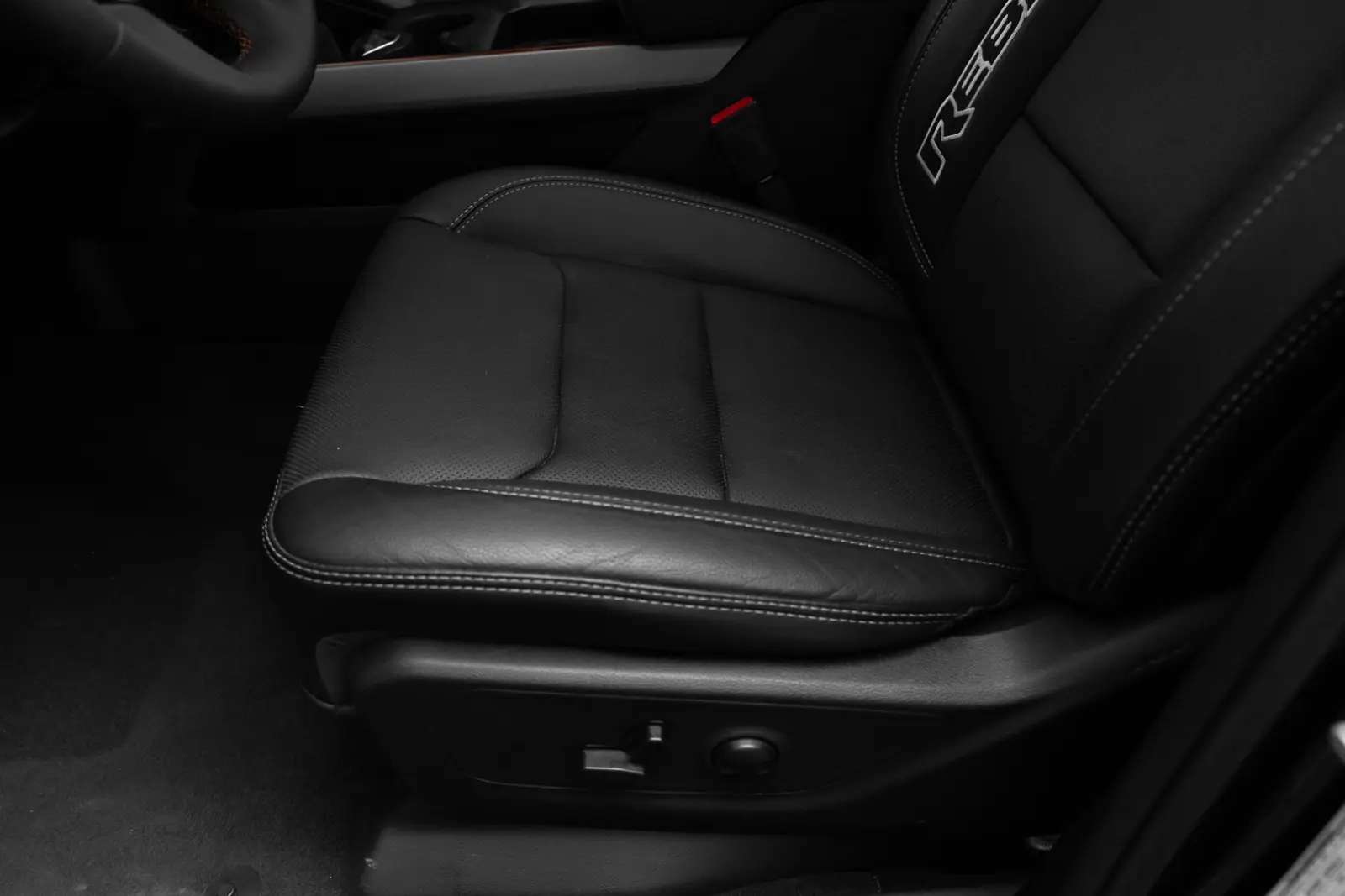 RAM 1500 2025 28