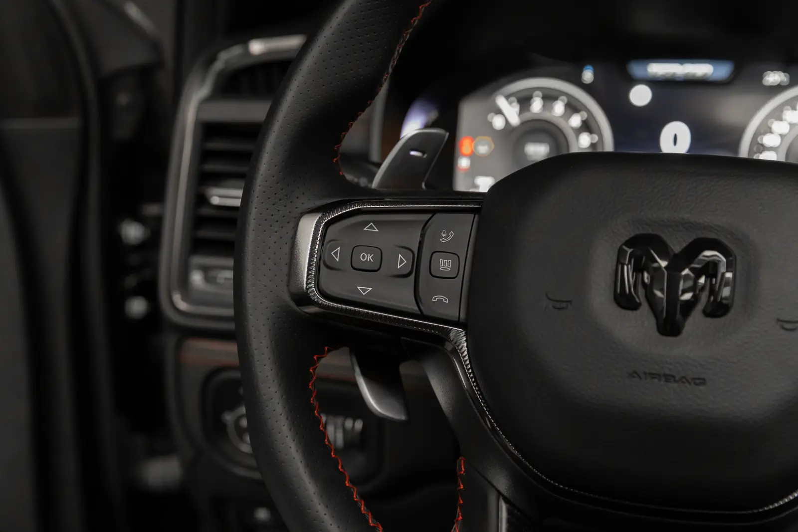 RAM 1500 2025 14