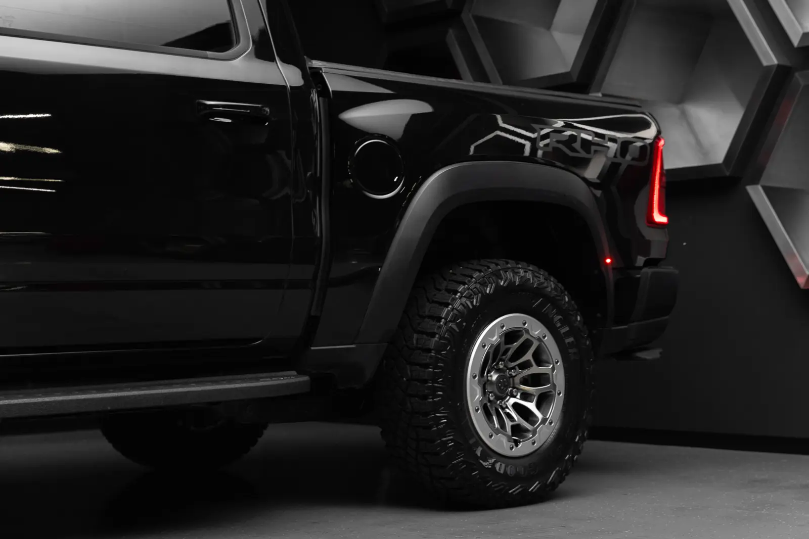RAM 1500 2025 10