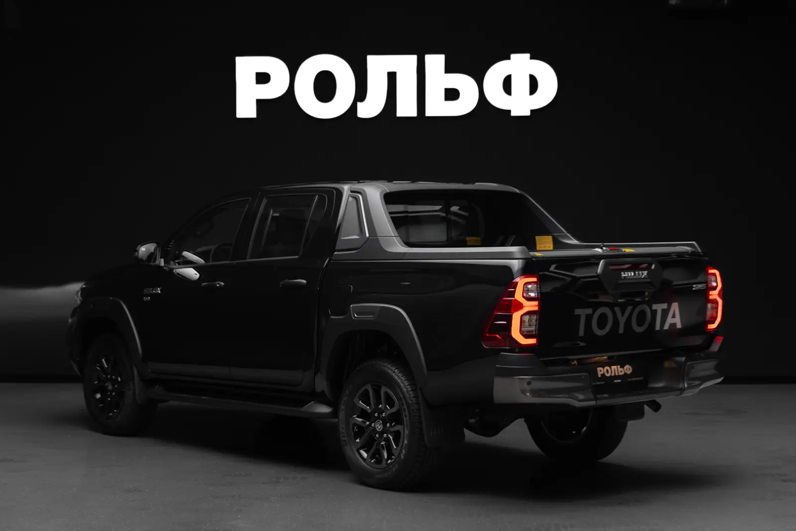 Toyota Hilux 2025 4