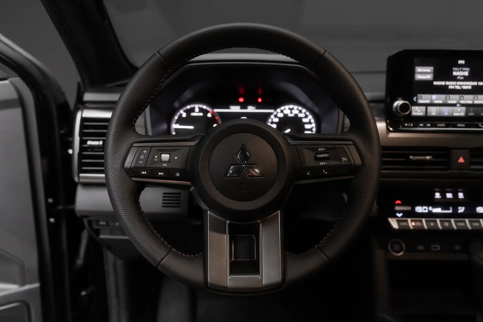Mitsubishi L200 2026 13