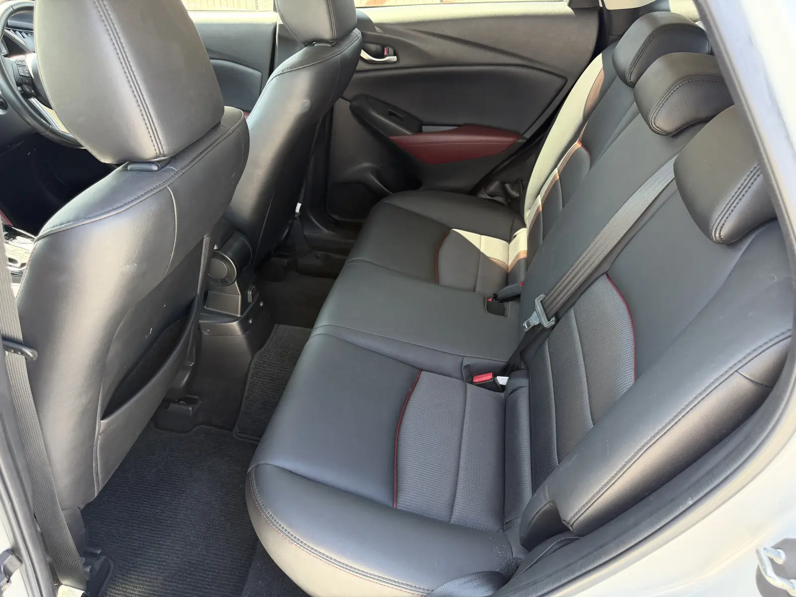 Mazda CX-3, 2015