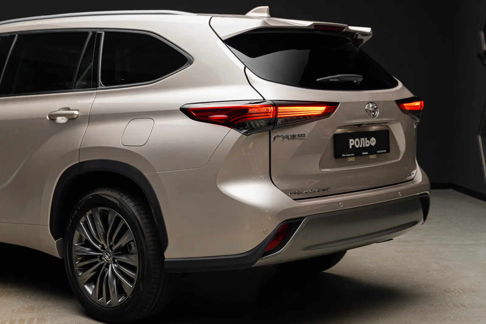 Toyota Highlander 2026 8