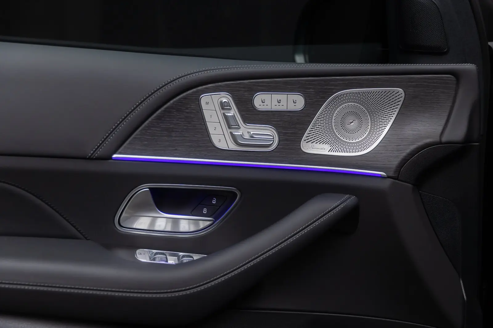 Mercedes-Benz GLE-класс 2026 31