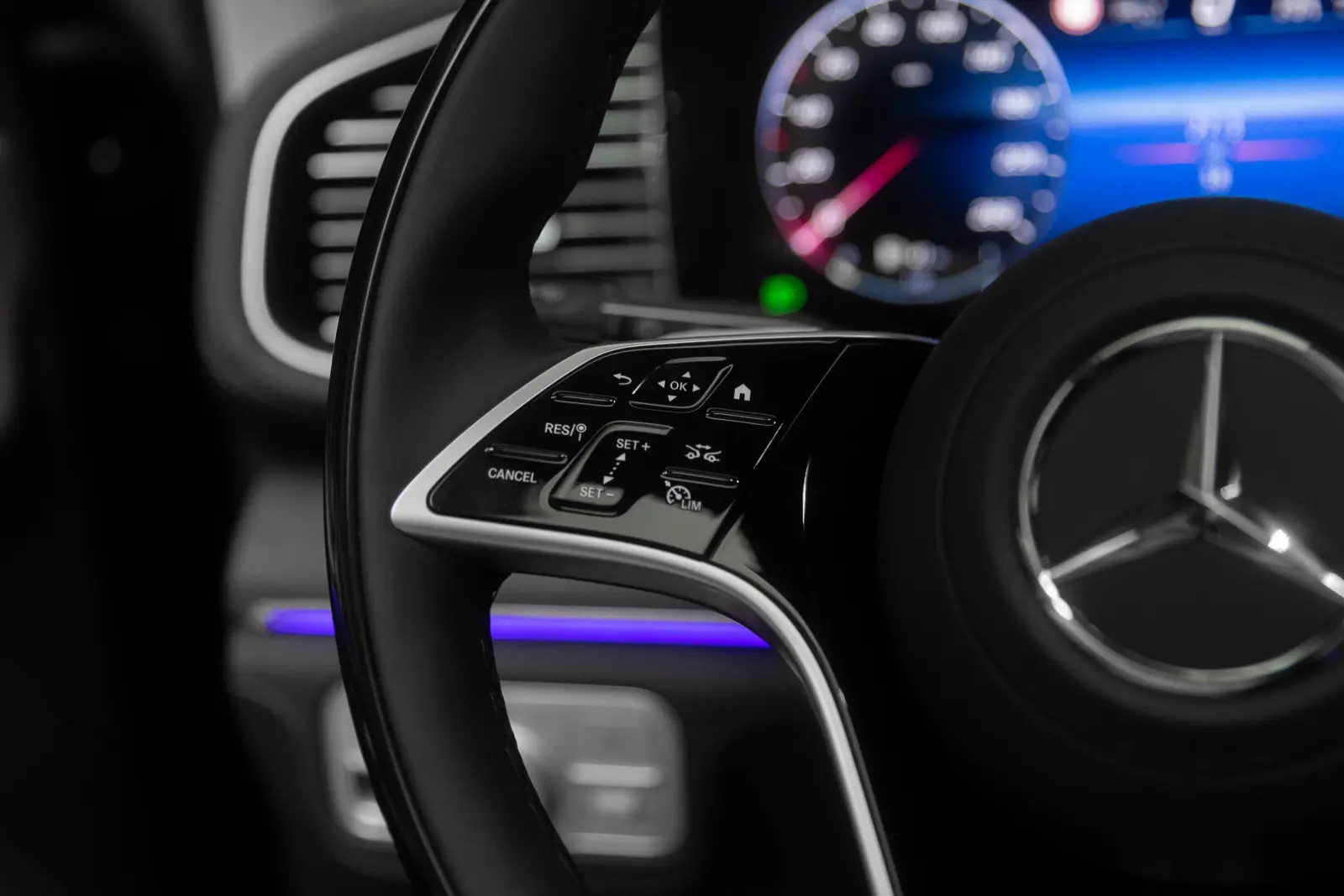 Mercedes-Benz GLE-класс 2026 15