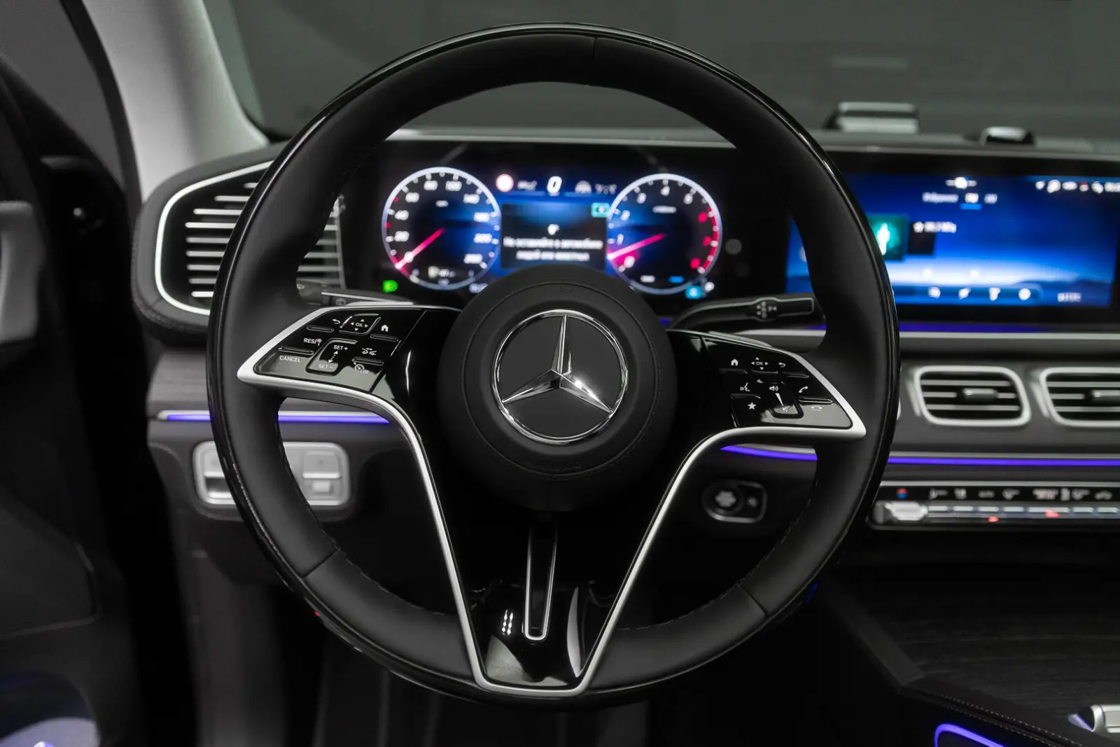 Mercedes-Benz GLE-класс 2026 14