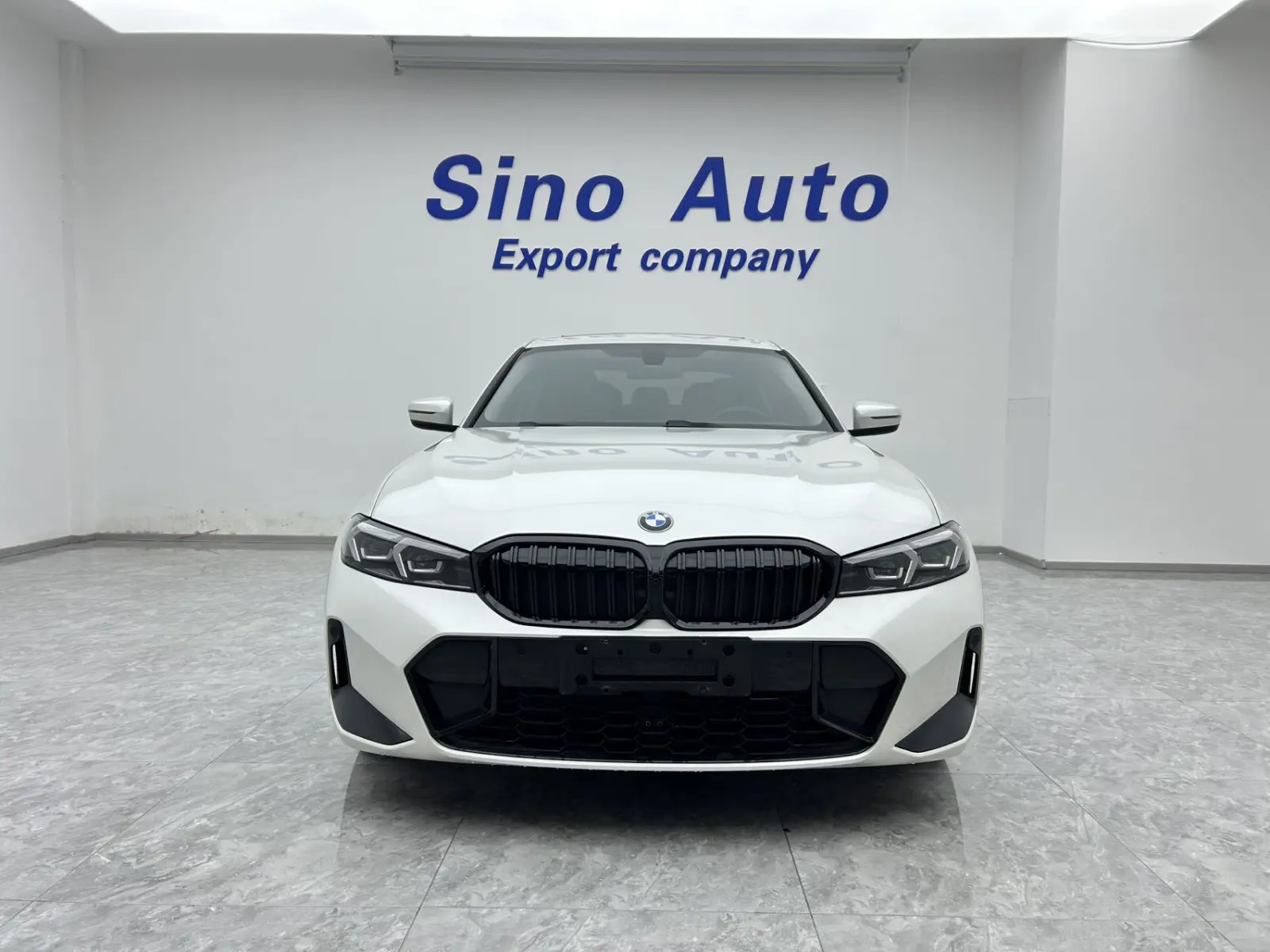 BMW 320Li, 2022