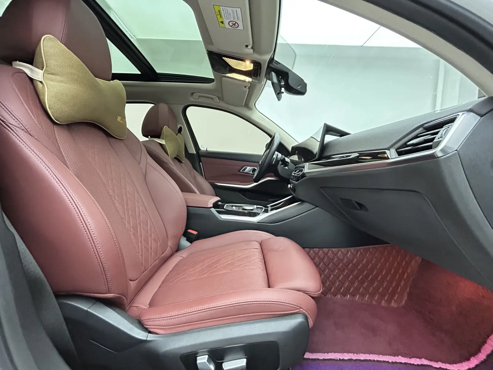 BMW 320Li, 2022