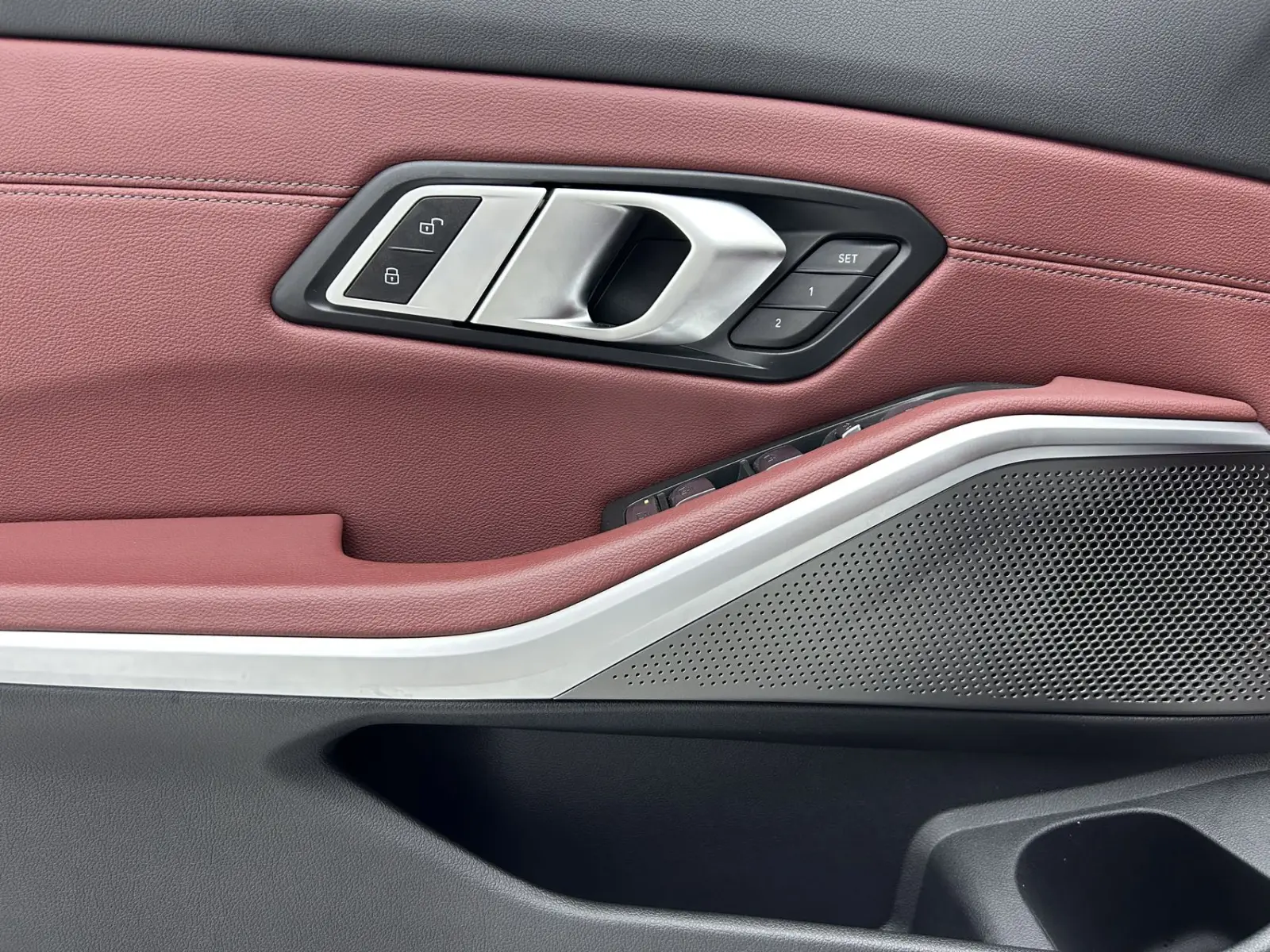 BMW 320Li, 2022