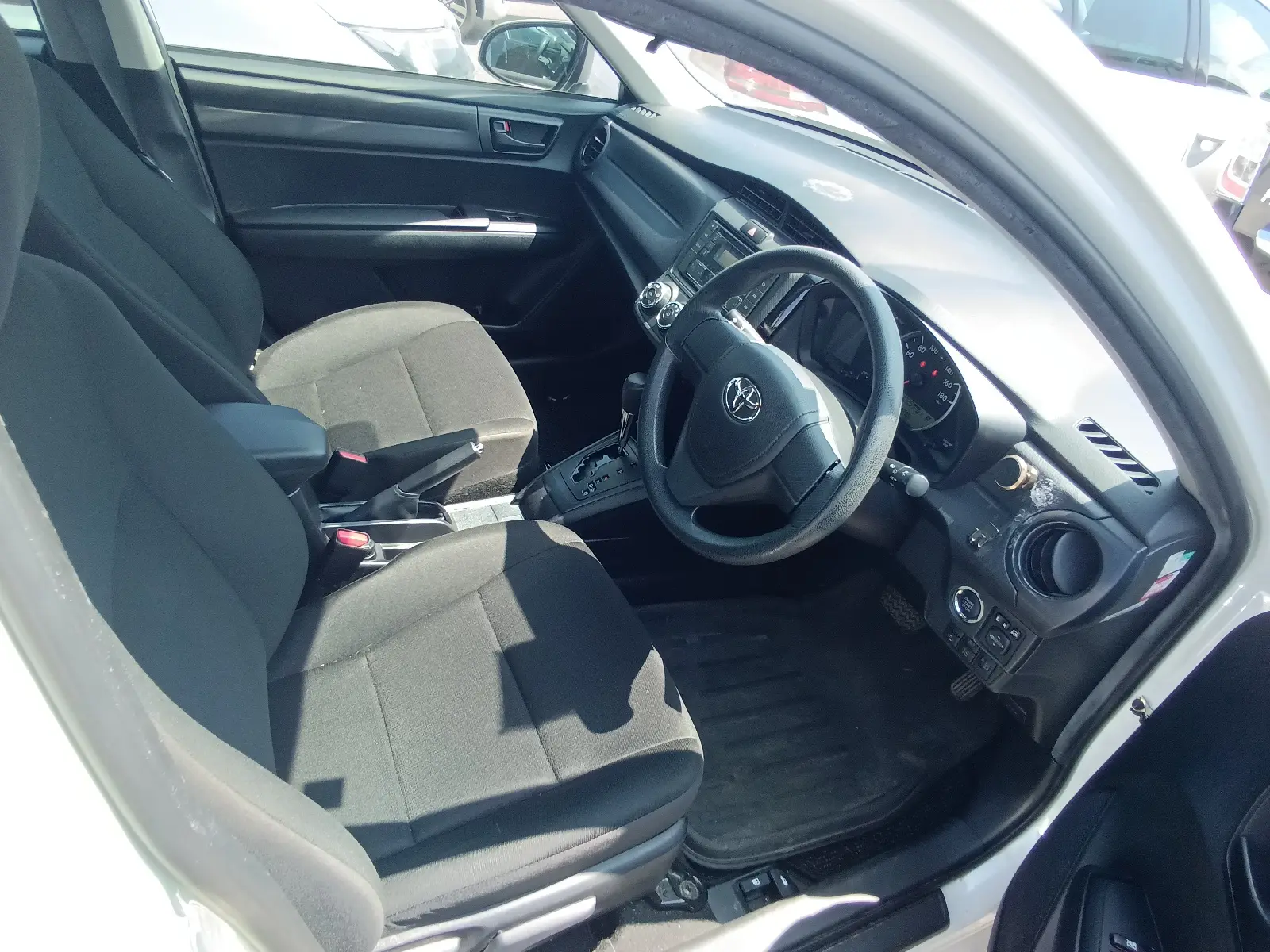 Toyota Corolla Axio, 2022