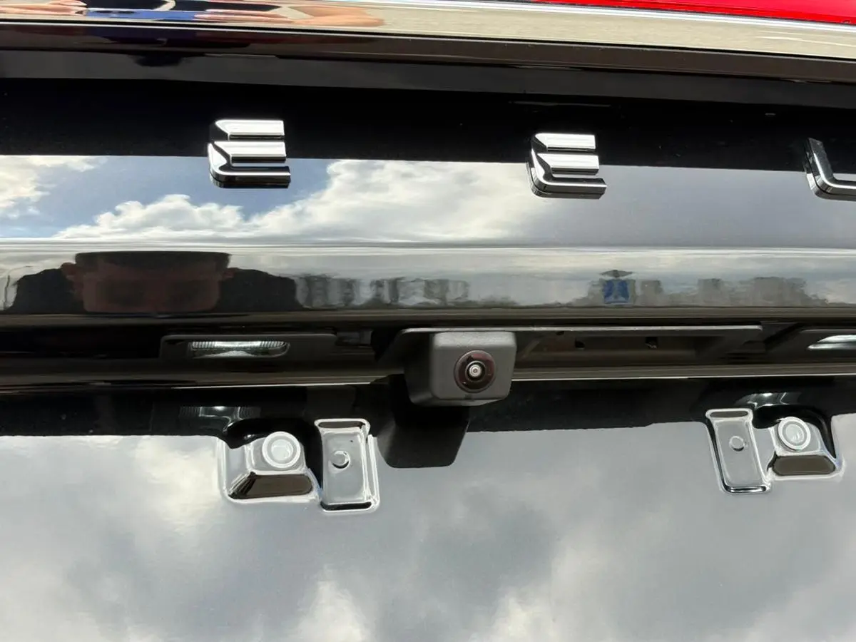 Geely Monjaro, 2026