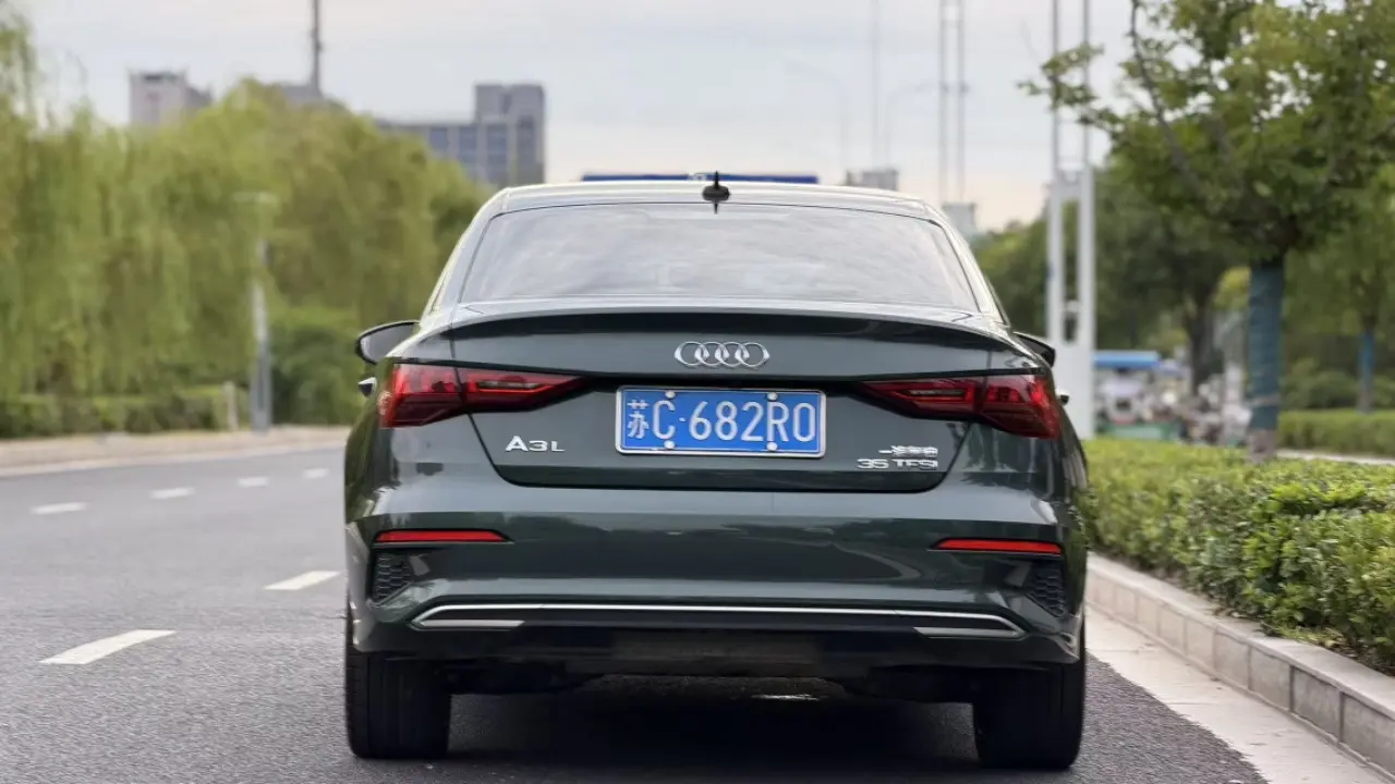 Audi A3L, 2022