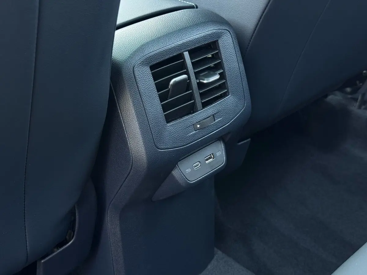 Volkswagen Tharu XR, 2026