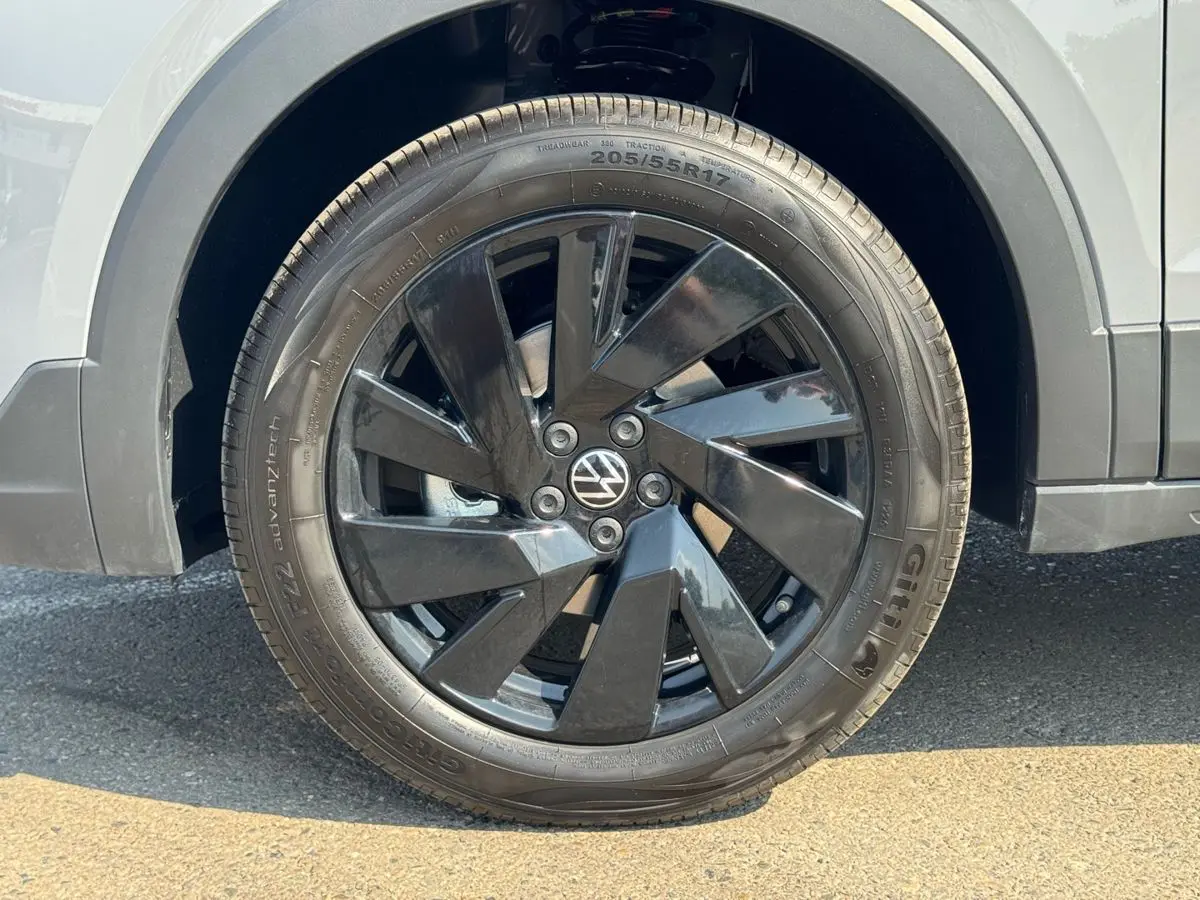 Volkswagen Tharu XR, 2026