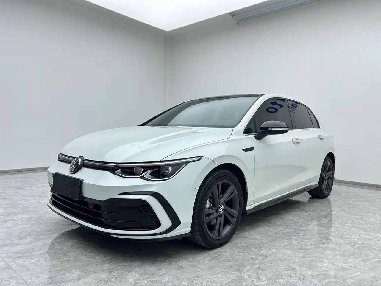 Volkswagen Golf, 2022