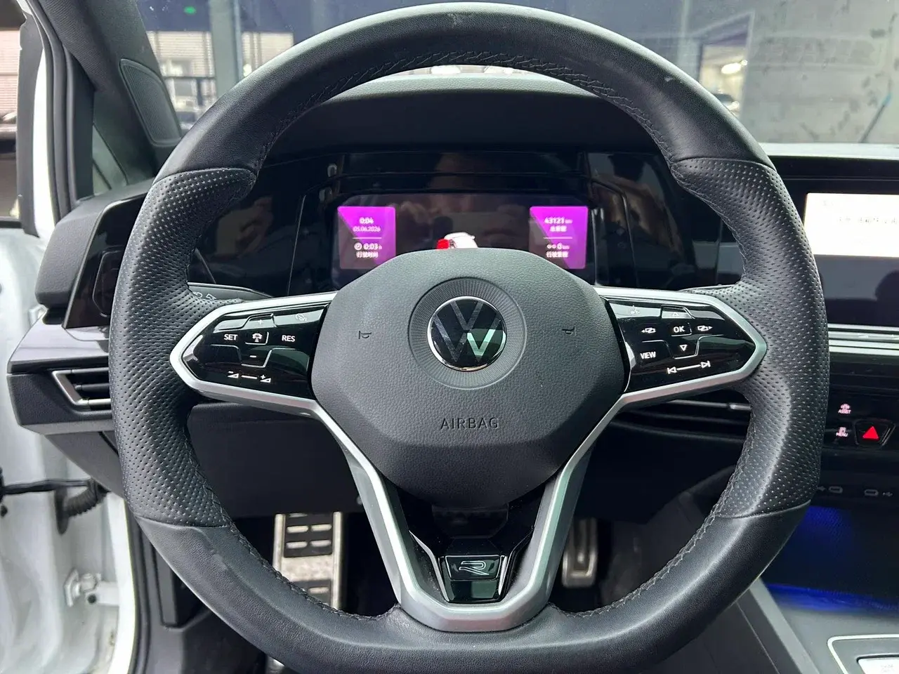 Volkswagen Golf, 2022