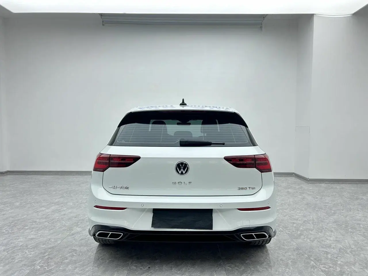 Volkswagen Golf, 2022
