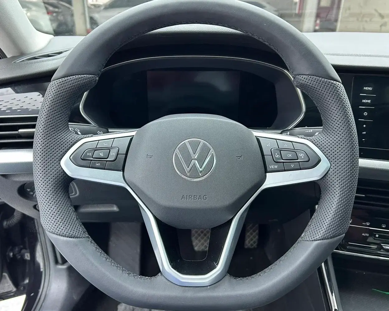 Volkswagen Passat, 2021
