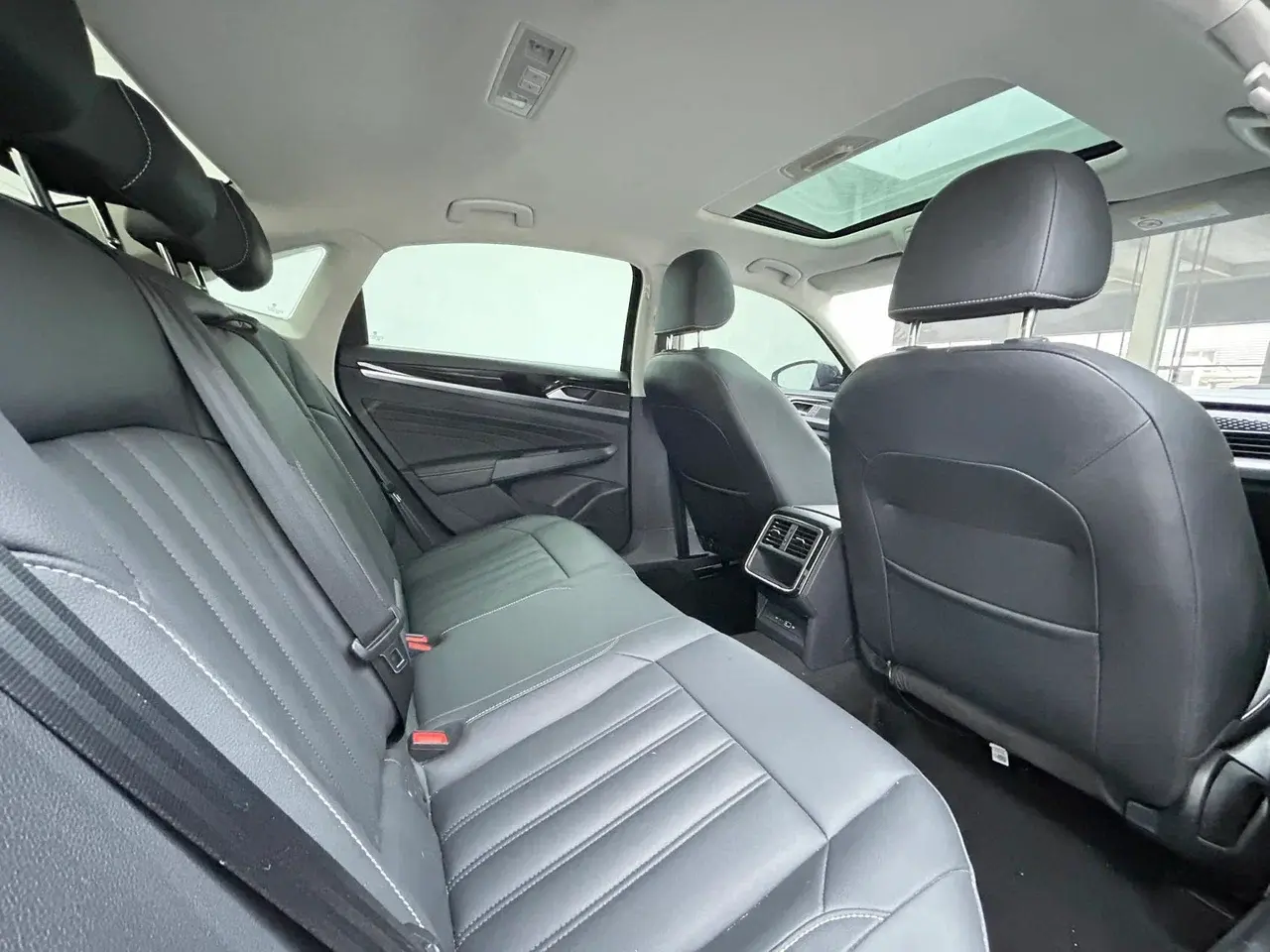 Volkswagen Passat, 2021