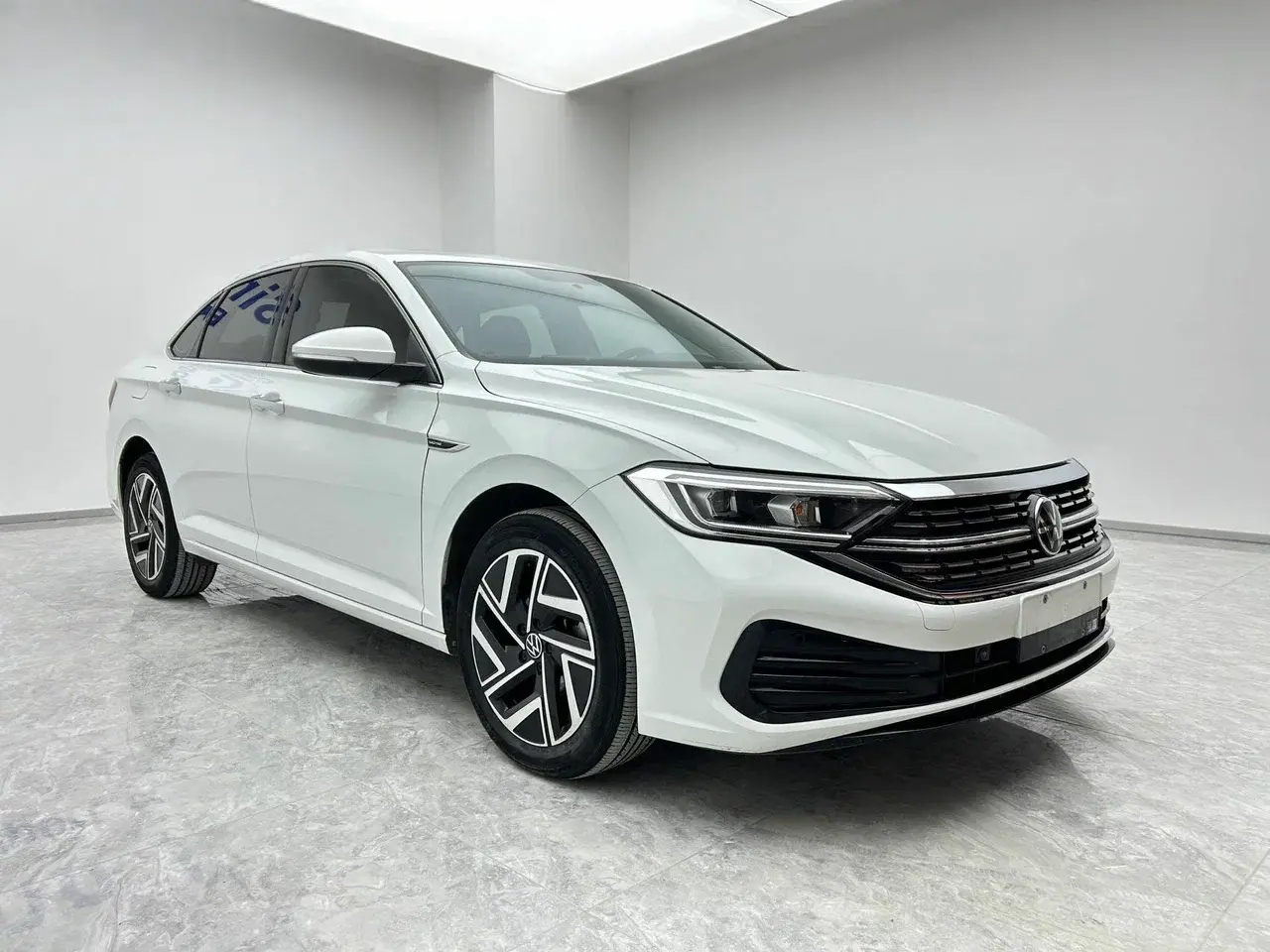 Volkswagen Sagitar, 2022