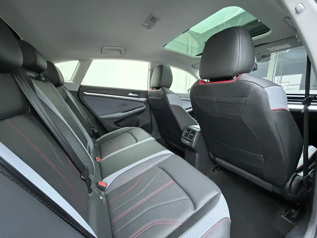 Volkswagen Lamando L, 2023