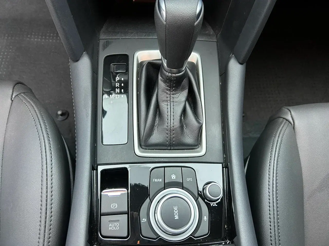 Mazda CX-4, 2023