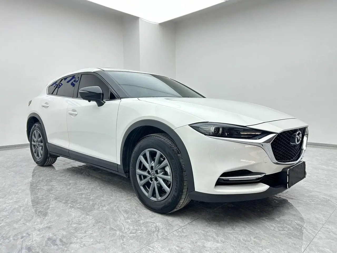 Mazda CX-4, 2023