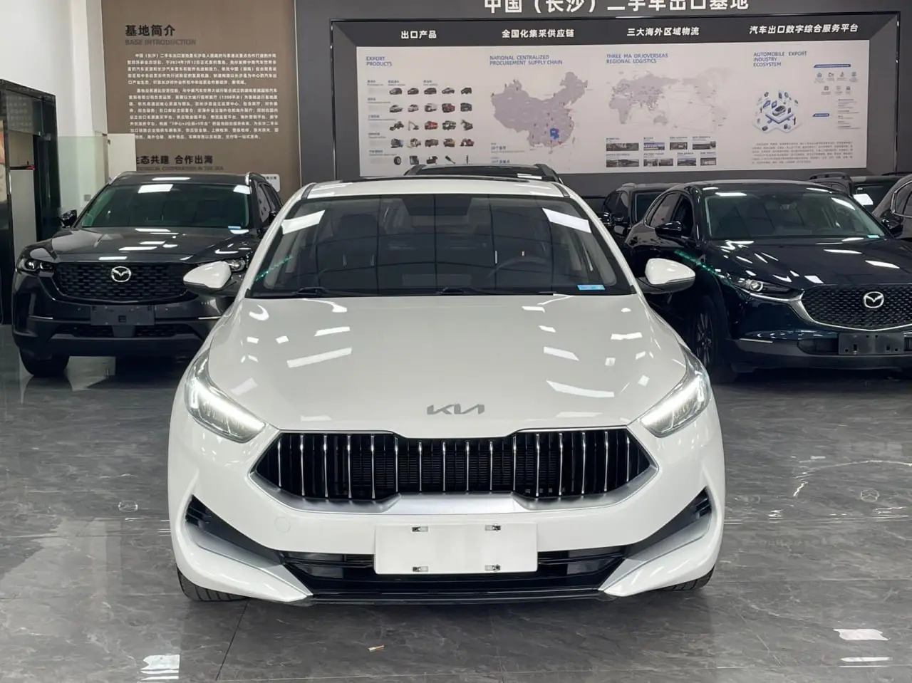 Kia K3, 2022