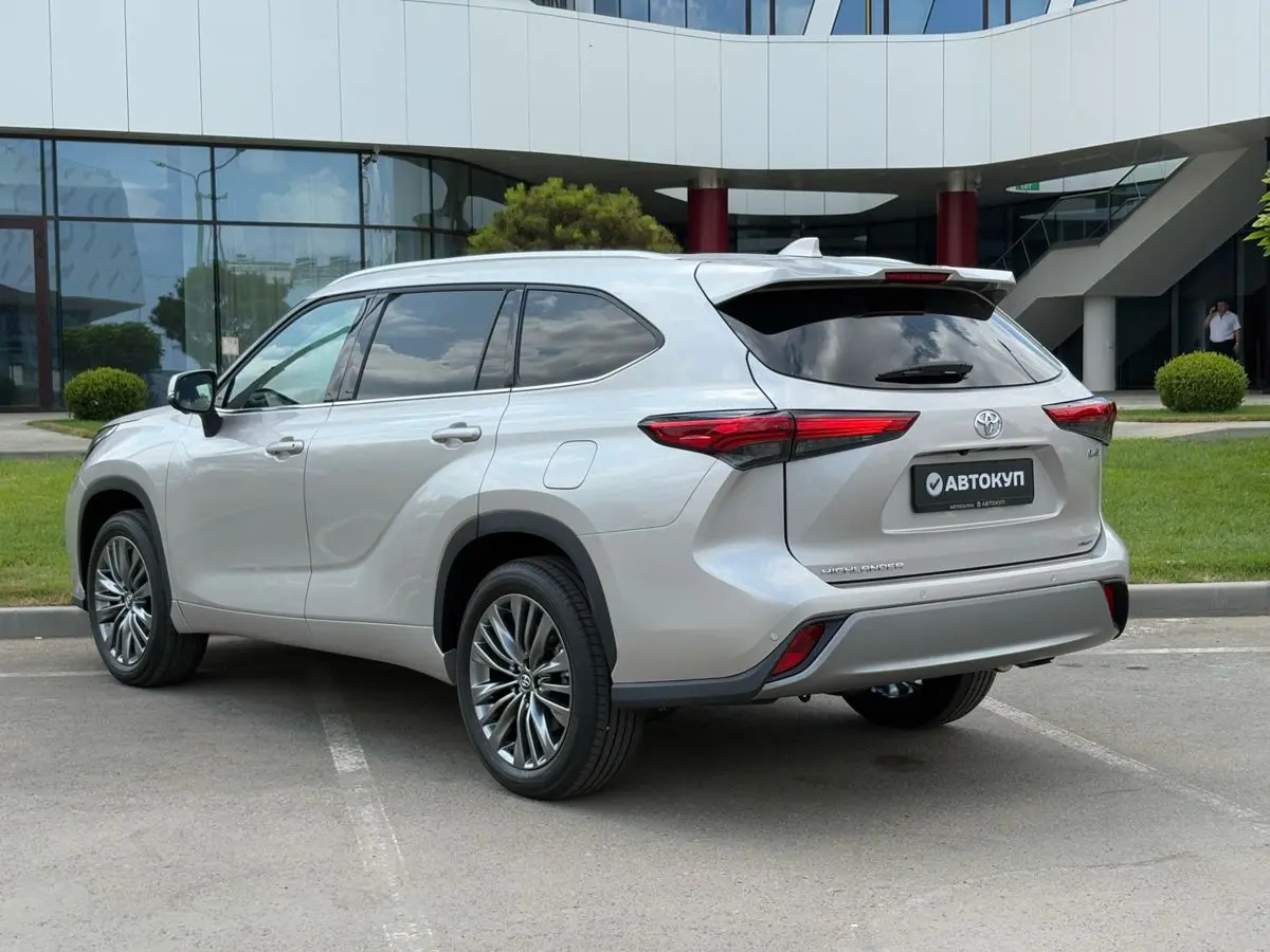 Toyota Highlander, 2026