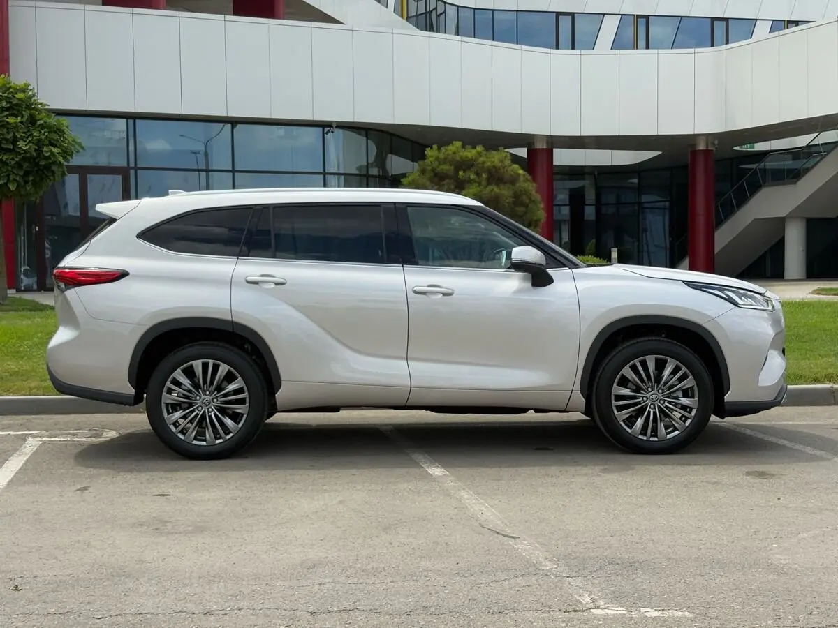 Toyota Highlander, 2026
