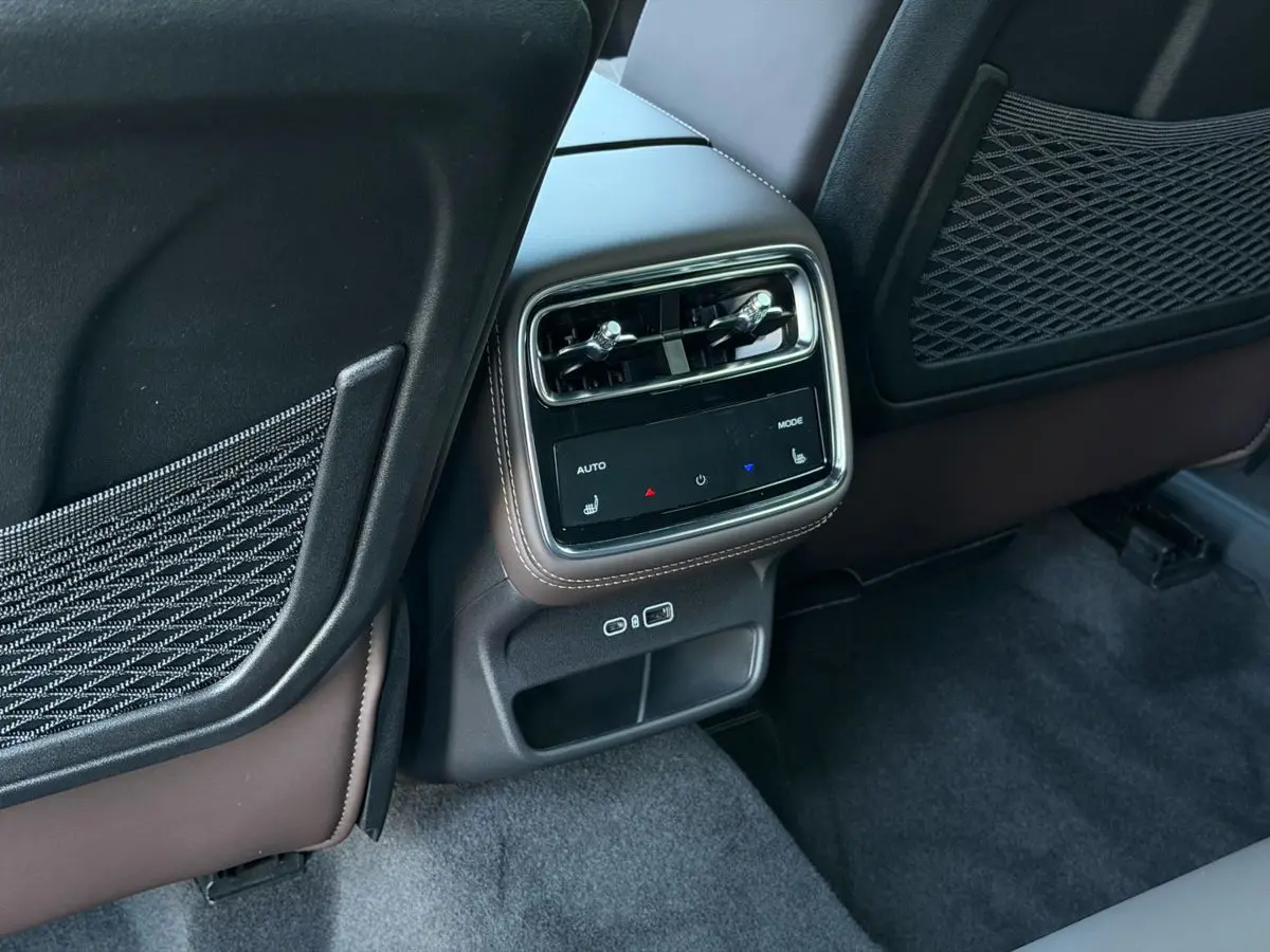 Geely Monjaro, 2026