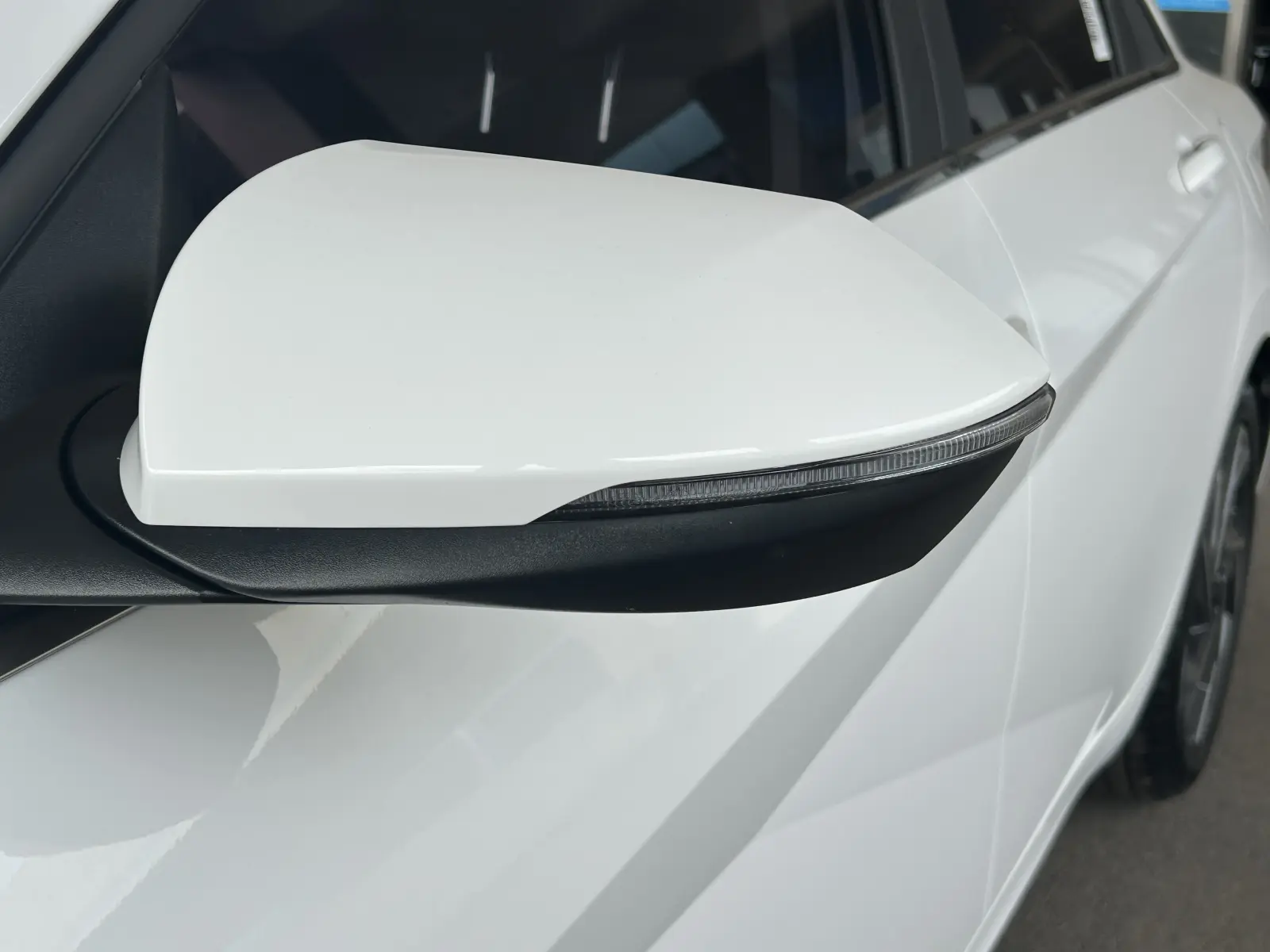 Hyundai Elantra, 2023