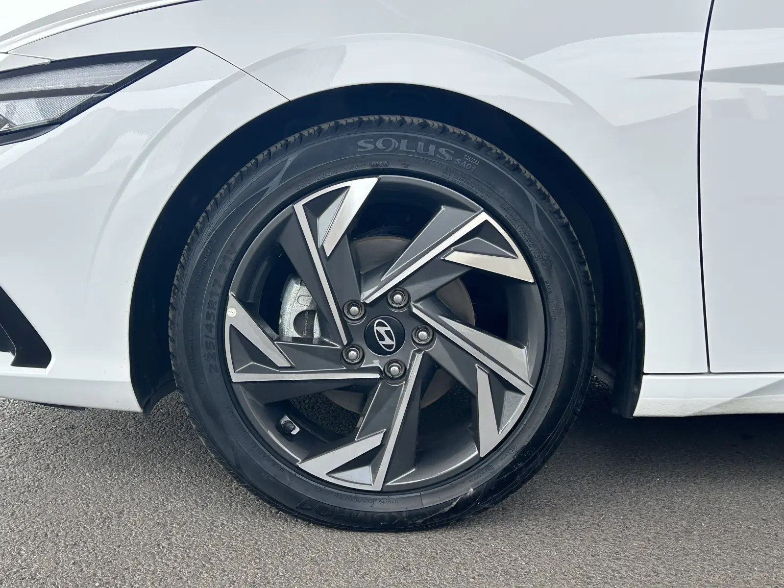 Hyundai Elantra, 2023
