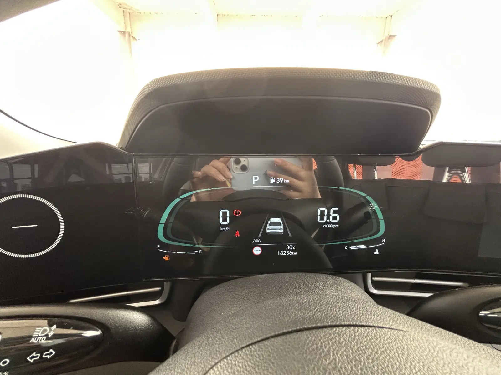 Hyundai Elantra, 2023