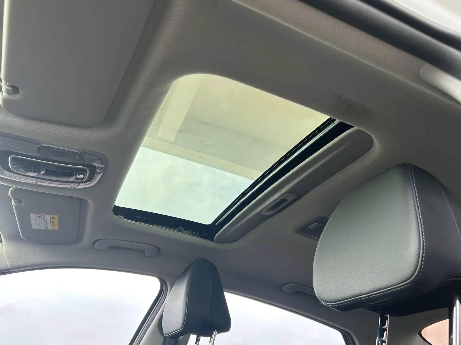 Hyundai Elantra, 2023