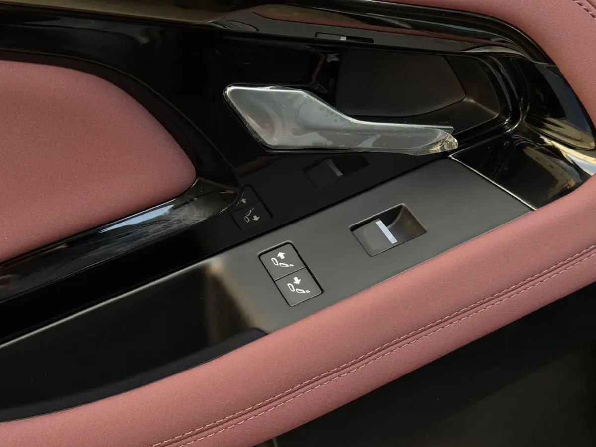 Land Rover Range Rover Evoque, 2025